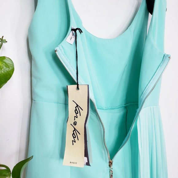NEW KOR@KOR Italy Green Sheath Mini Dress MEDIUM Pleated Overlay Side Sleeveless - Picture 9 of 13